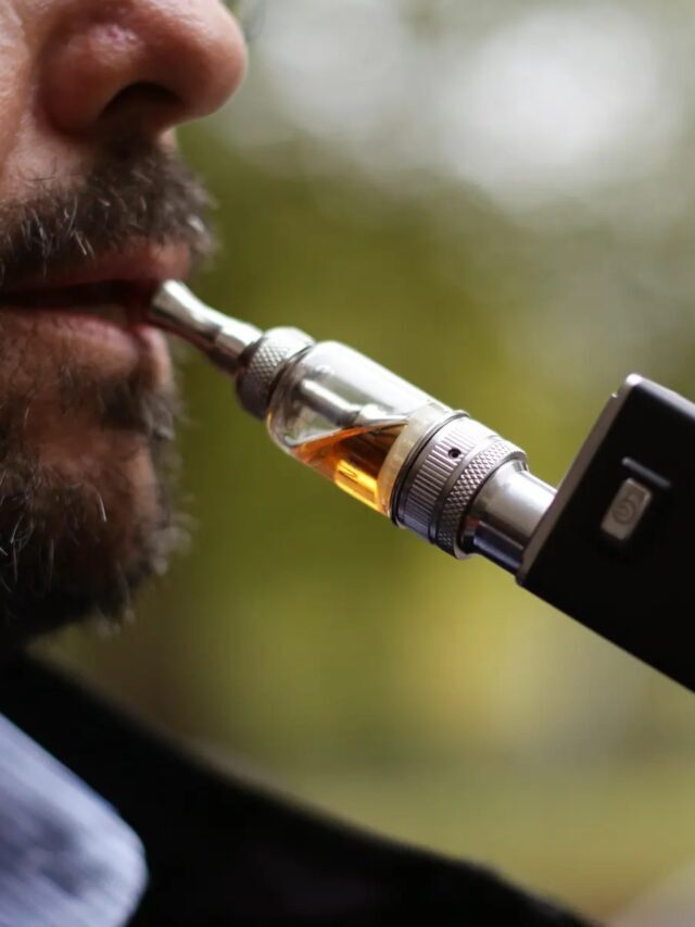 इलेक्ट्रॉनिक सिगरेट पर सरकार प्रतिबंध क्यों लगा रही है?